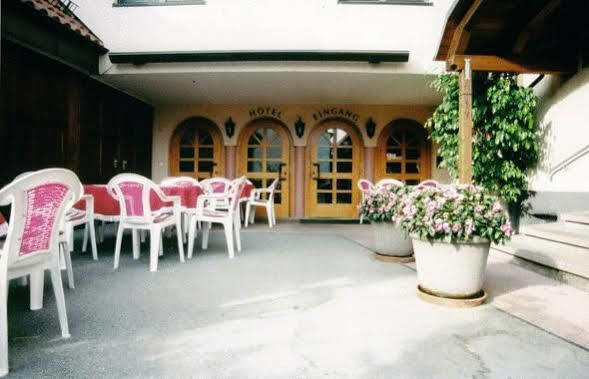 Hotel Traube Fellbach Exterior foto